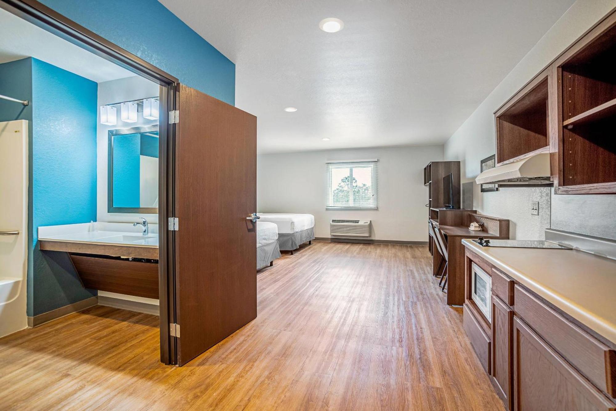 Woodspring Suites Naples Golden Gate Kültér fotó