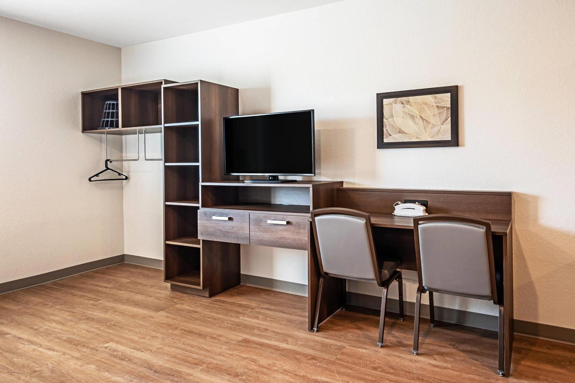 Woodspring Suites Naples Golden Gate Kültér fotó
